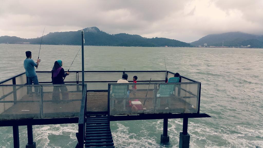 Rockbund Fishing Chalet Kampong Batu Gajah Oda fotoğraf